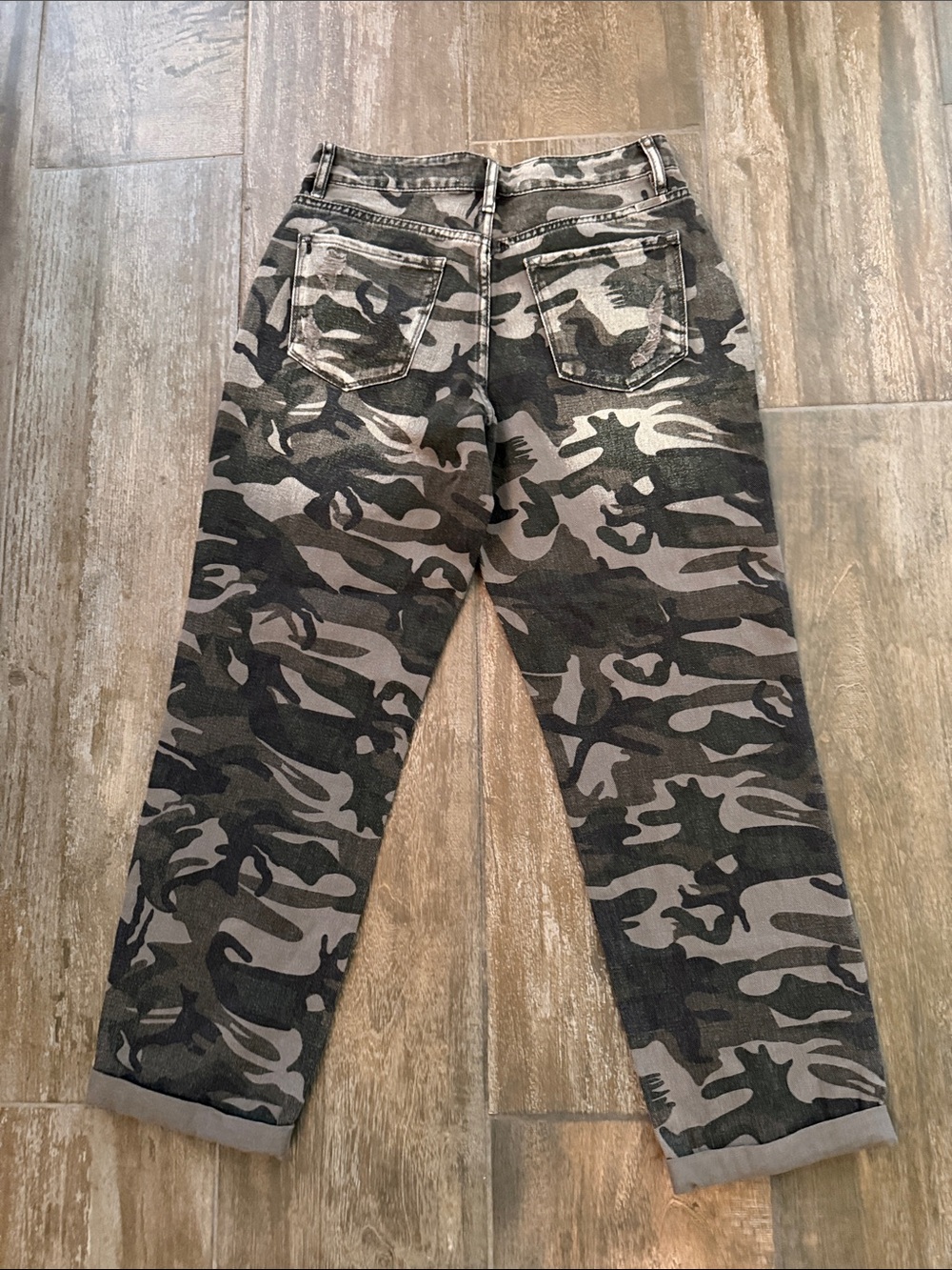 KanCan Camo Jeans - Picture 7 of 13